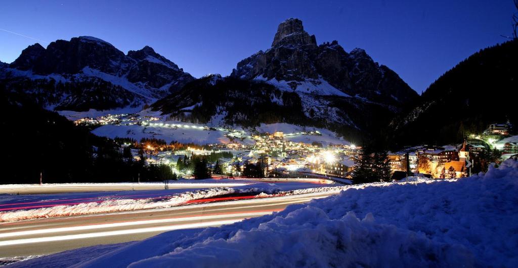 Hotel Bel Sit Corvara Exteriör bild